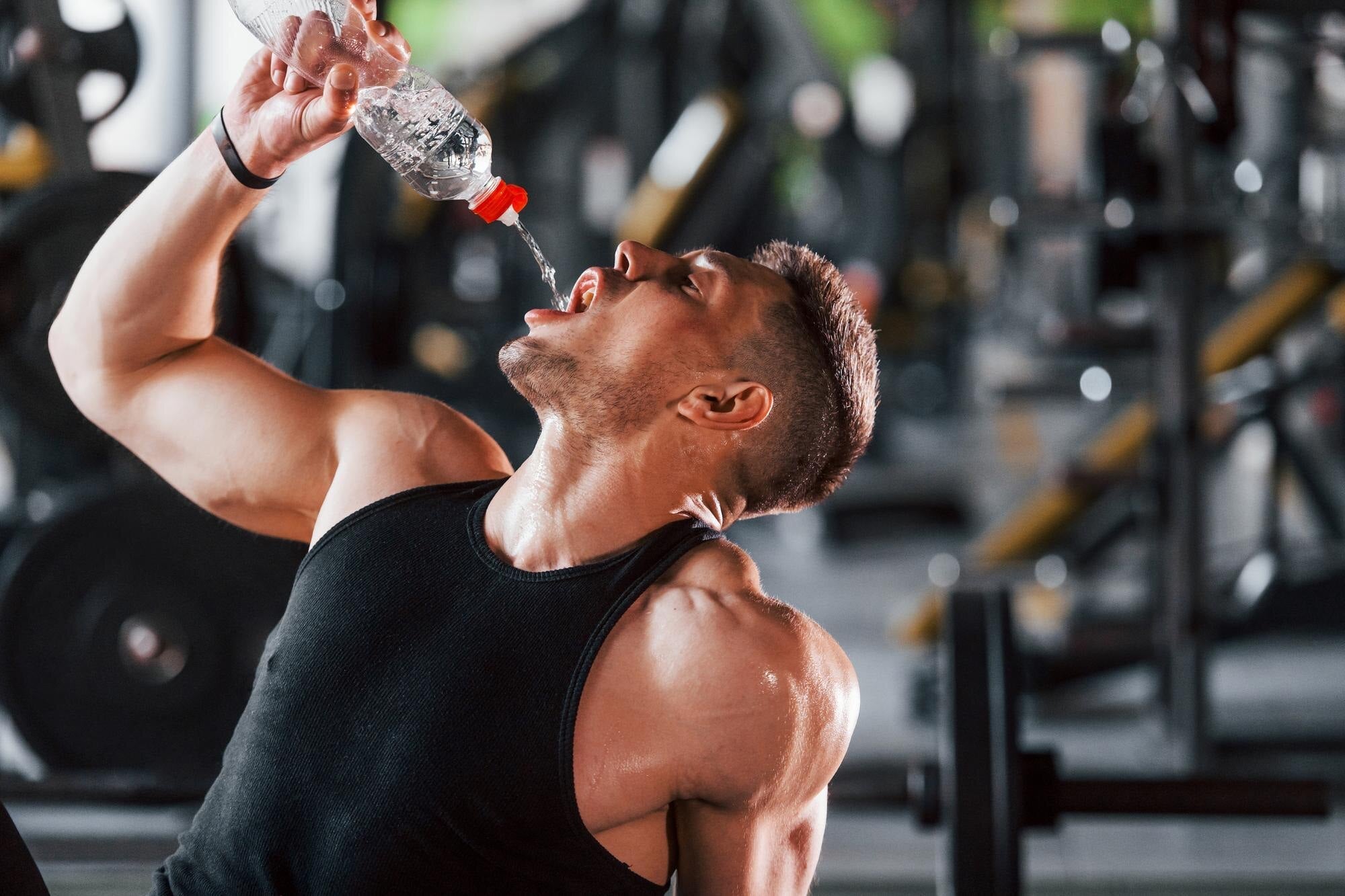Retención de Líquidos y Masa Muscular: Comprendiendo la Conexión para un Mejor Rendimiento