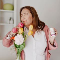 Mujer Fuerte y Serena: Equilibrio Hormonal & Cabello Fuerte